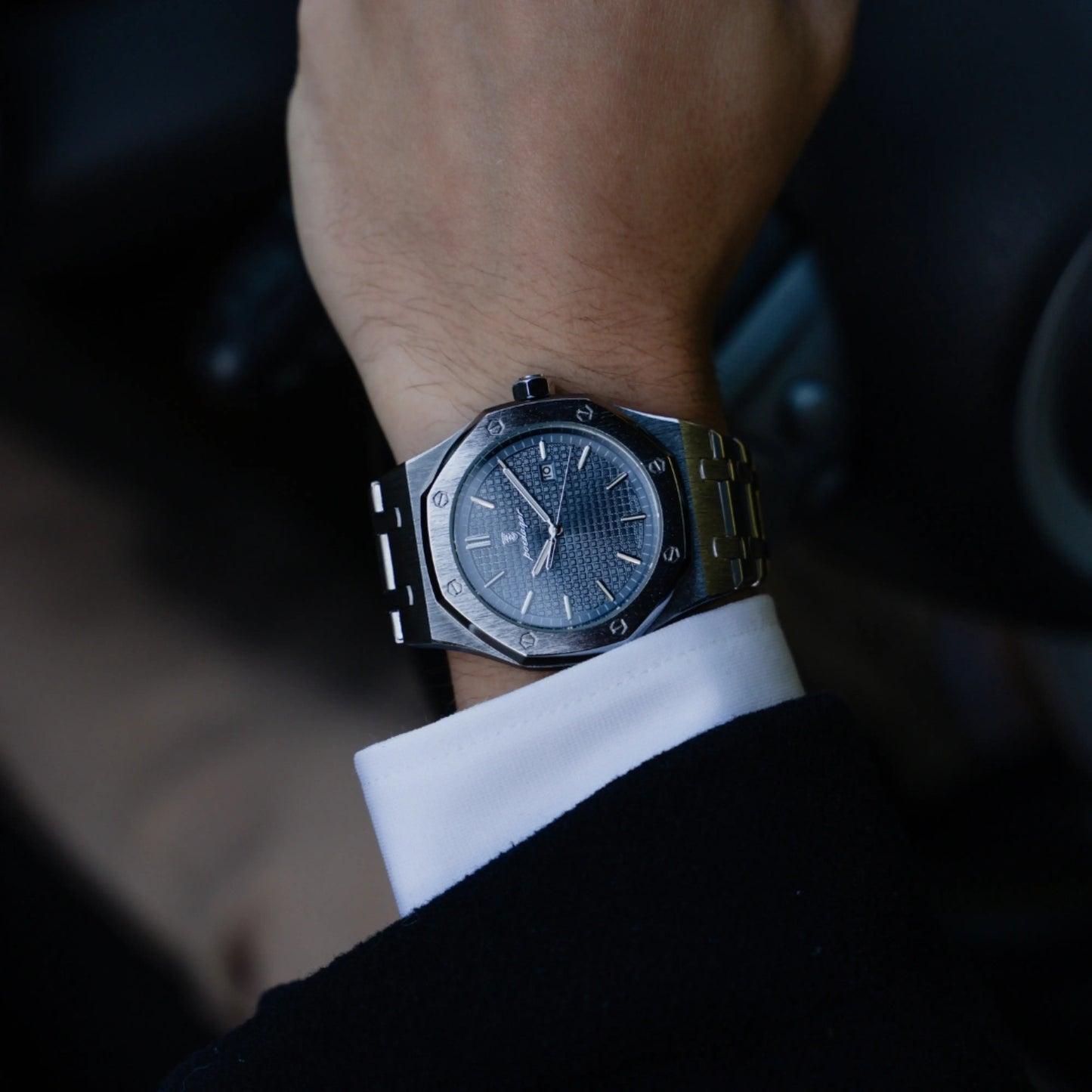 Watch Axl Oceanus