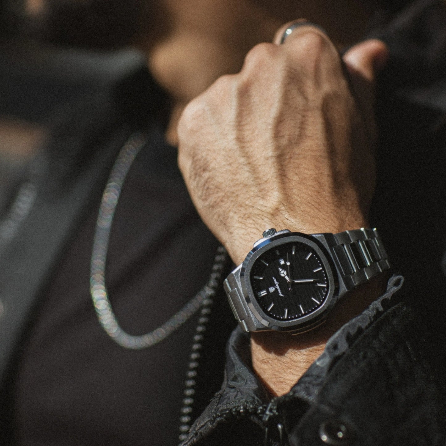 Watch Axl Caspian
